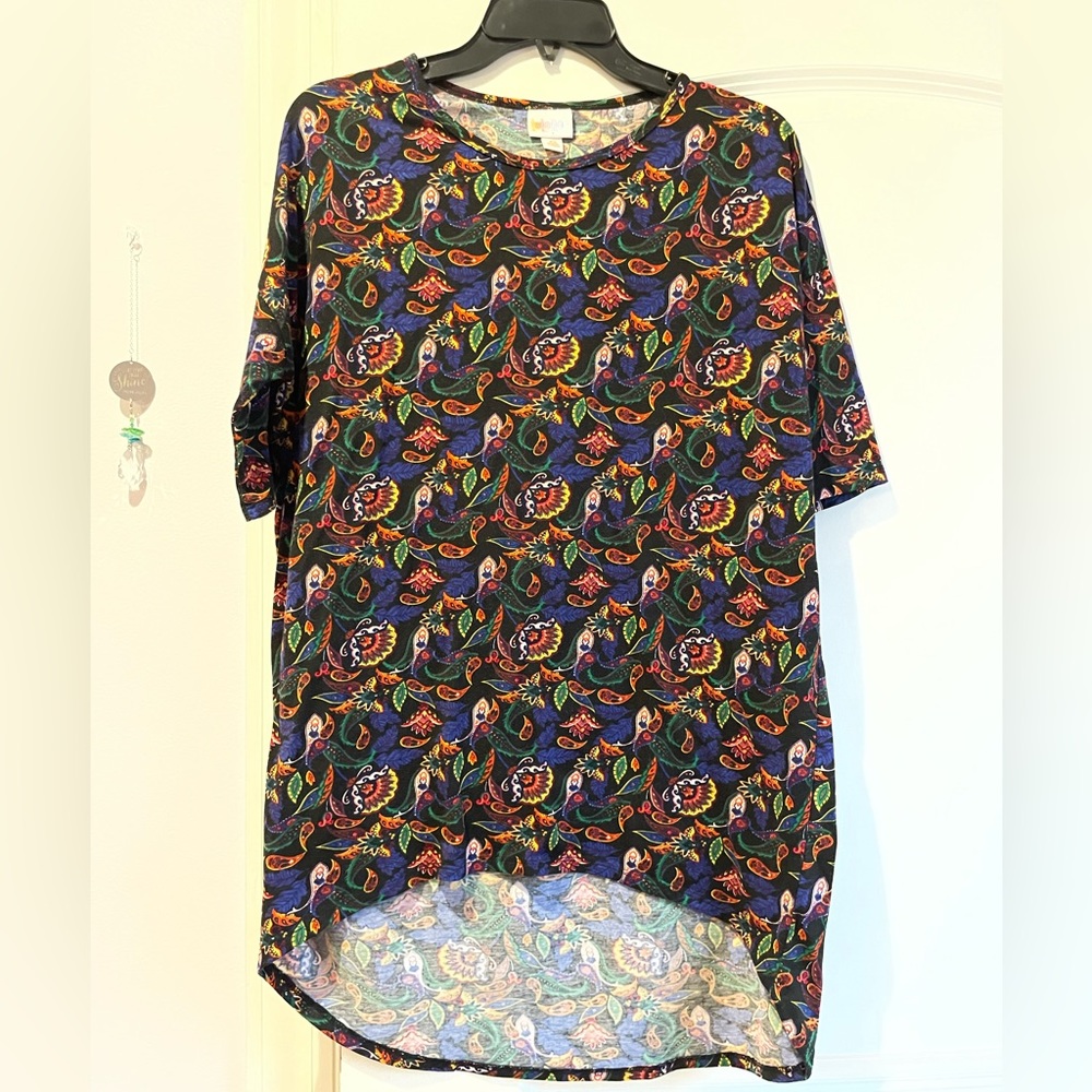 3/$10 Lularoe great pattern XS